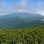 黒部五郎岳(左)、雲の平、鷲羽岳(右)までのパノラマ。やっとこの眺望を見れました!